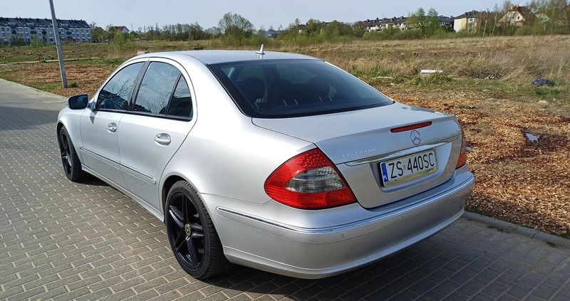 Mercedes-Benz Klasa E cena 23500 przebieg: 334605, rok produkcji 2006 z Szczecin małe 92